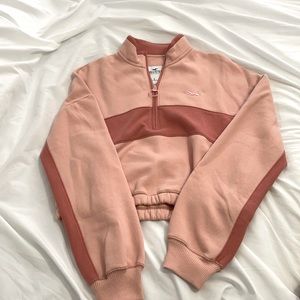 hollister light pink colorblock hoodie